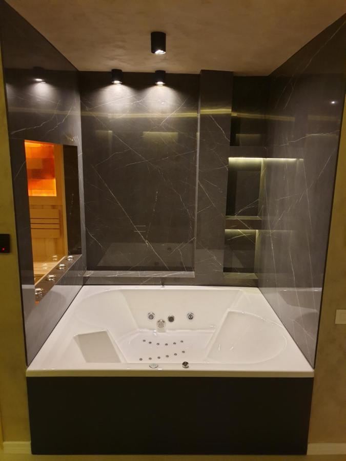 Luxury Spa Suite Belgrado Esterno foto